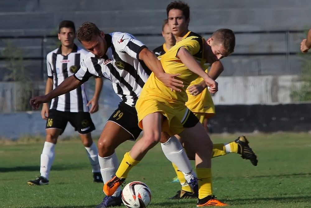 Τον... λύγισε ο Γάζωρος, 1-0 τον Αιγινιακό! 