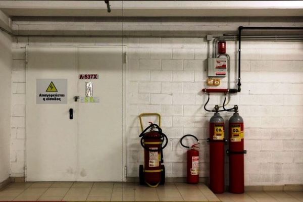 Έδειχναν το τιμολόγιο βαφής!