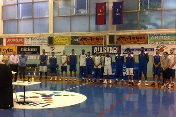 Πανιώνιος: Ο καθιερωμένος αγιασμός (video)