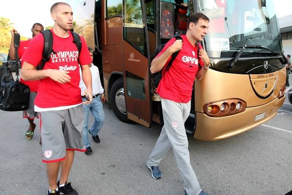 Ολυμπιακός: Όλα όσα έγιναν στη Βραζιλία (video)