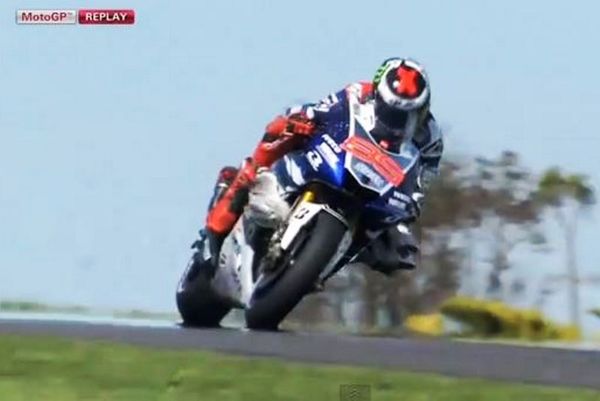 Moto GP: Ενας γλάρος στη ρόδα του Λορένθο! (video)