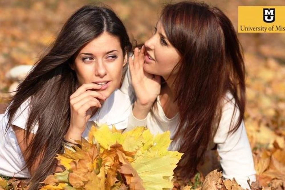 Σεξ: Οι μικρότερες αδελφές μαθαίνουν από τα λάθη των μεγάλων