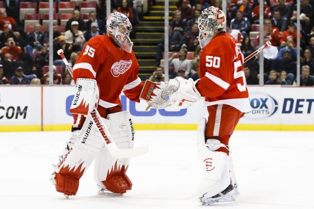 NHL: «Πατήθηκαν» Alfredsson και Howard (videos)