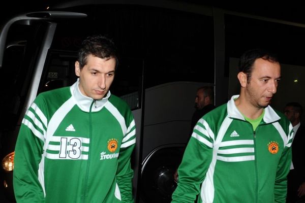 Παναθηναϊκός: Η άφιξη στο «Τάσσος Παπαδόπουλος» (video)