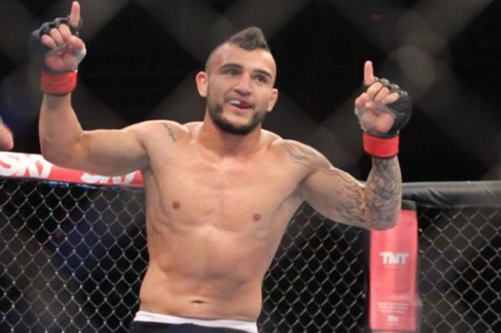 UFC Fight Night 30: Πάλι υπέρβαρος ο Lineker (video)