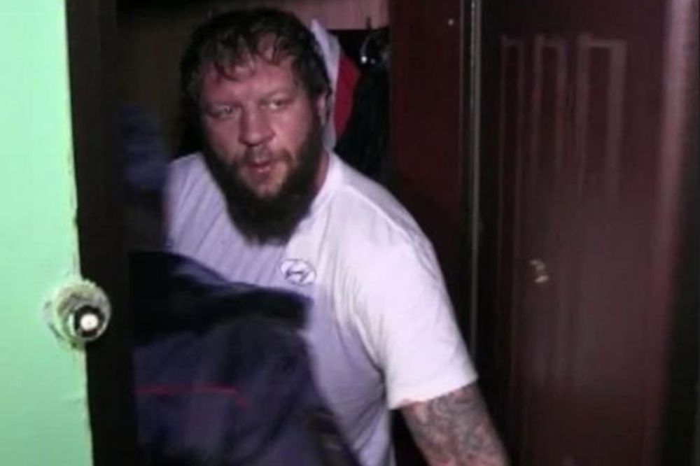 ΜΜΑ: Σύλληψη του Emelianenko μπροστά σε κάμερα!