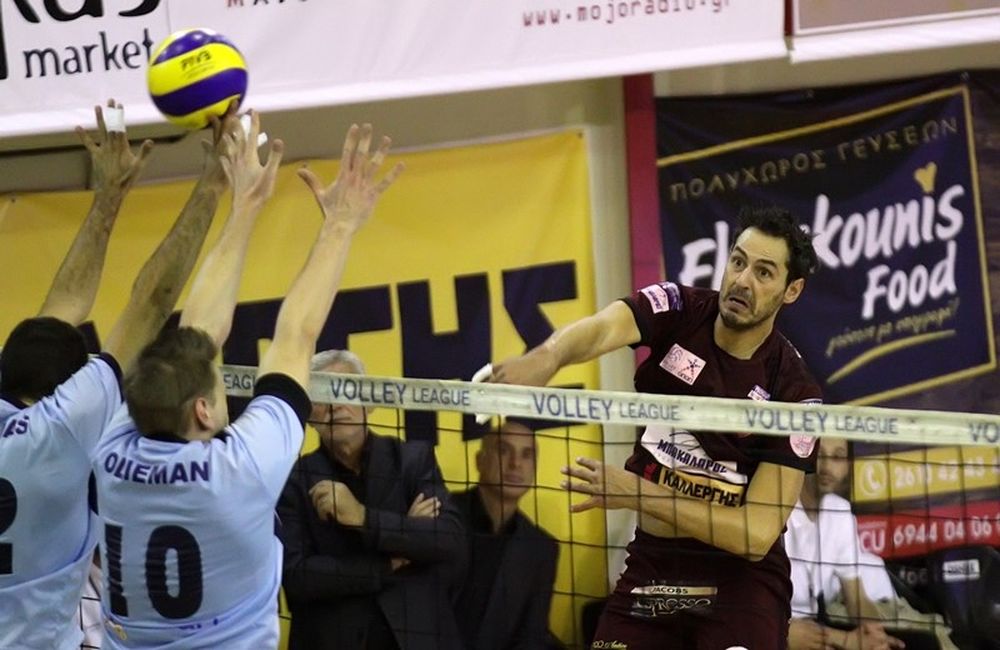 Λαμία: Έβγαλε... άσους στην Αγυά (photos)