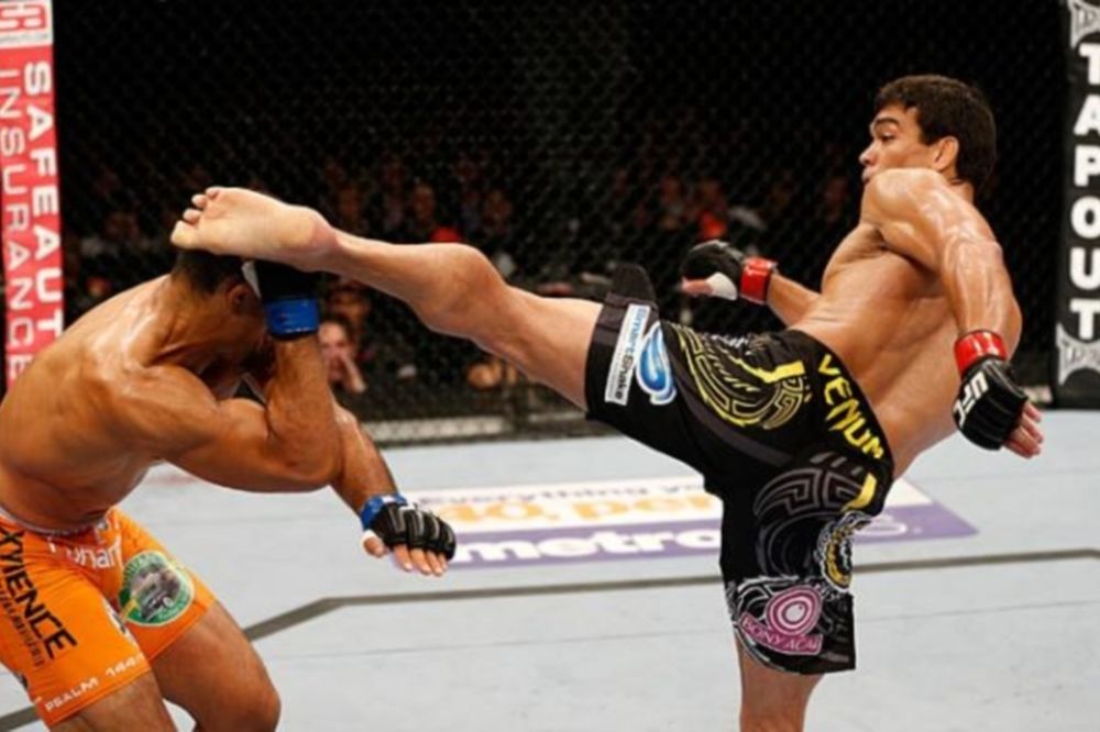 UFC Fight Night 30: «Ζωγράφισε» ο Machida (GIFs+videos)