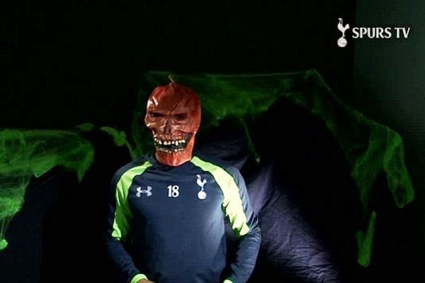 Τότεναμ: Η τρομακτική φάρσα στους παίκτες (photos+video)