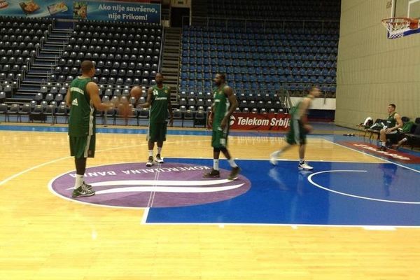 Η προπόνηση του Παναθηναϊκού στη «Χάλα Πιονίρ» (video)