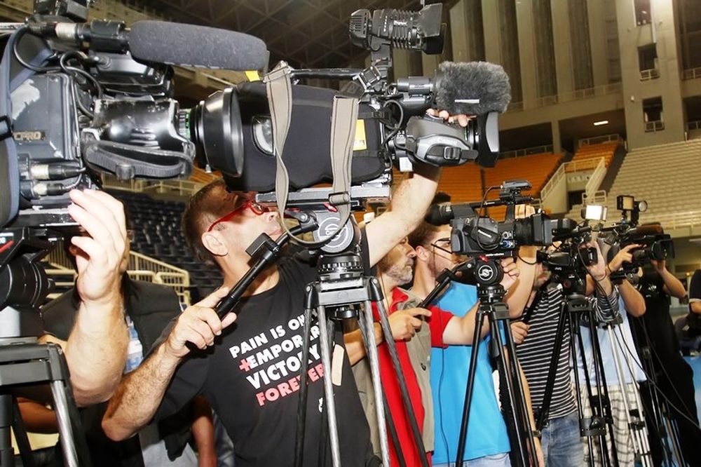 Οι τηλεοπτικές μεταδόσεις της Δευτέρας 4/11/13