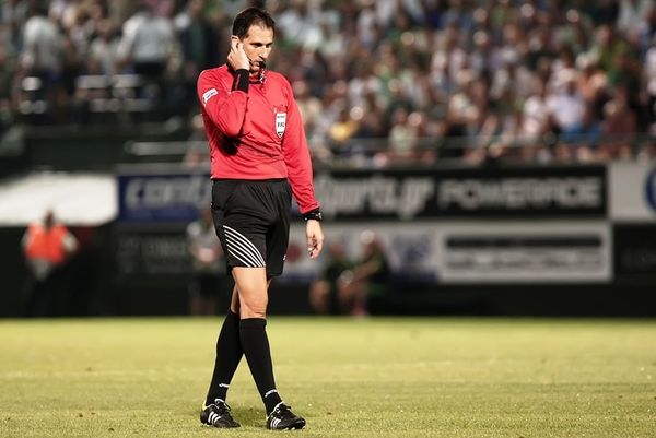 Super League: Παππάς στο Φάληρο, Κάκος στο «Κλ. Βικελίδης»