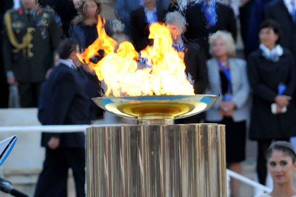 Κλασικός Μαραθώνιος Αθήνας: Έγινε η αφή της φλόγας