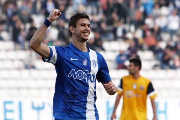 Football League: Πεντάσφαιρη» Νίκη, «φρένο» στον Ολυμπιακό Βόλου