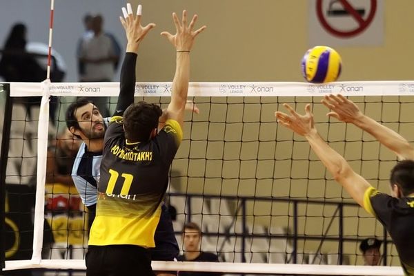 Λαμία: Μαζί με Ολυμπιακό, 3-2 την ΑΕΚ (photos)