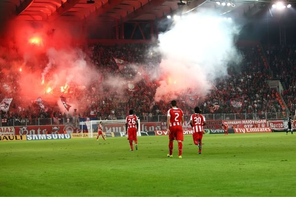 Super League: Τέσσερις στο… σκαμνί