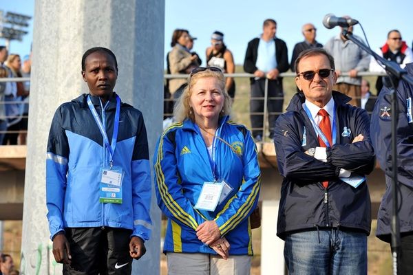 31ος Κλασικός Μαραθώνιος Αθήνας: Οι απονομές των νικητών (photos+video)