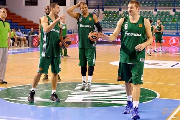 Onsports TV: Έφτασε στη «NOKIA Arena» o Παναθηναϊκός (video)
