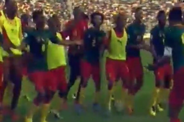 Μουντιάλ 2014: Dancing with Cameroon (video)