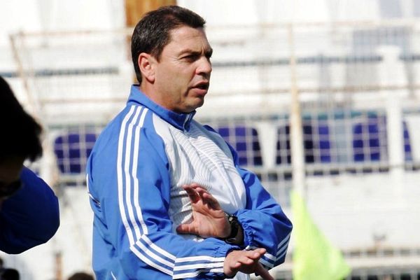 Αποσπόρης: «Γιατί ανέλαβαν, αν δεν μπορούσαν να δώσουν λύσεις;»