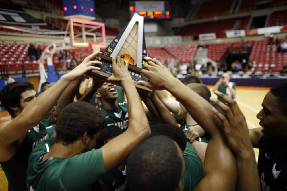 NCAA: Έκπληξη από Σάρλοτ (videos)