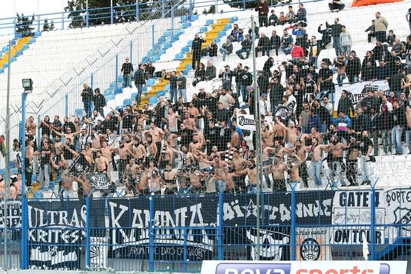 Super League: Σε απολογία ο Κινγκ και τρεις ΠΑΕ