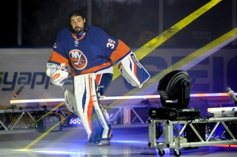 NHL: Τέλος και από… Σάρλοτ Τσέκερς ο DiPietro