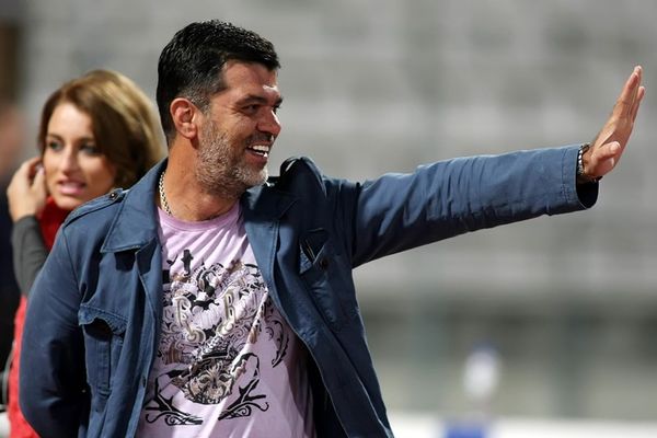 Νίκη Βόλου: Θέλει δώρο ο Πάτσης