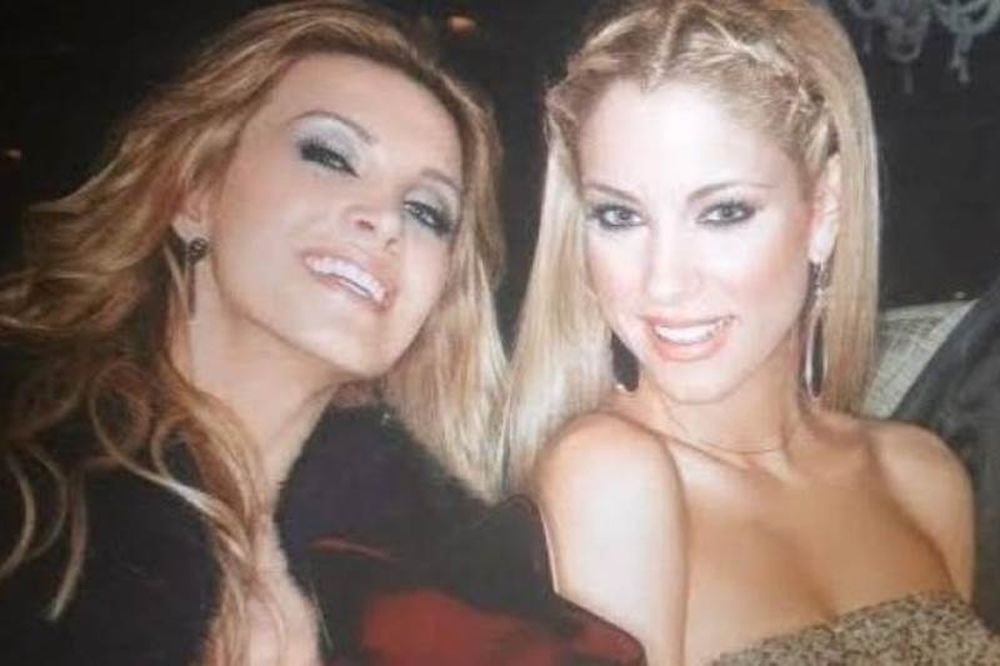 Είναι η Δούκισσα Νομικού και η Κατερίνα Καινούργιου… αγνώριστες… (Nassos blog)