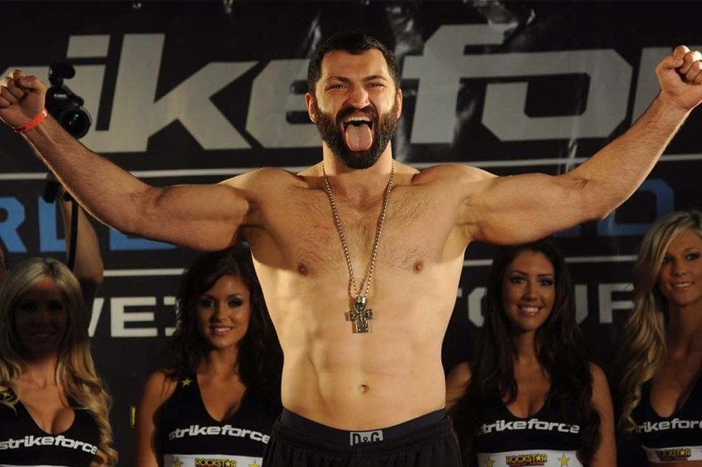 MMA: Νοκ άουτ του Arlovski στον Κρανιωτάκη (GIF+video)