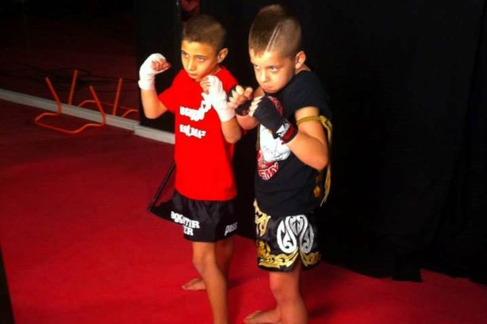 Δυναμικά Αθλήματα - No Limits: Οι 9χρονοι του Μουάι Τάι (video)