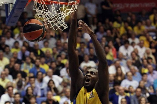 «Κλειστό» ματς στο Τελ Αβίβ
