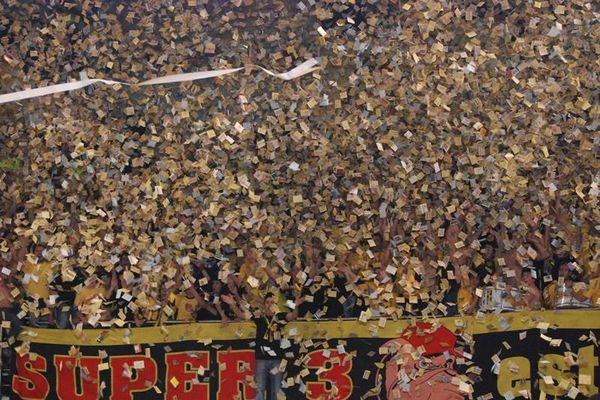 Άρης: «Έφυγαν» τα πρώτα εισιτήρια (photos)