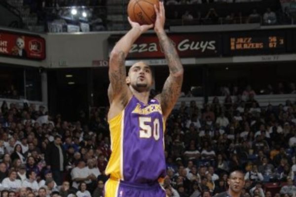 Λος Άντζελες Λέικερς: Περιμένοντας τον Κόμπι (video)