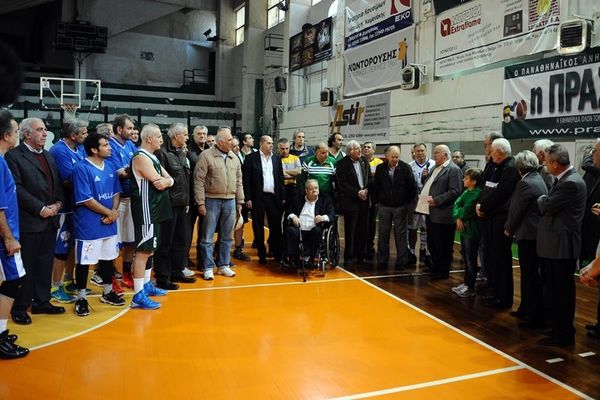 Onsports TV: Η βράβευση του Κώστα Μουρούζη (video)