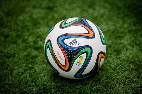 Super League: Με adidas brazuca στο 2ο γύρο