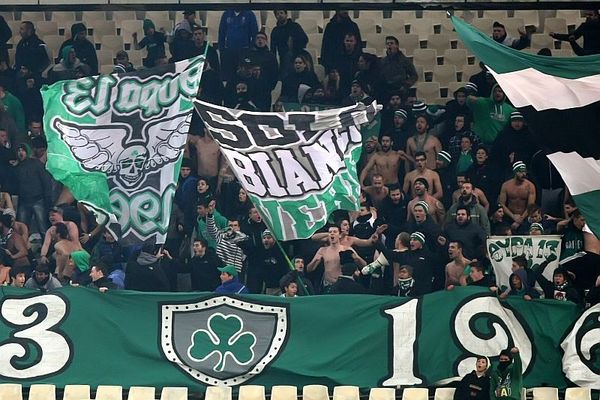 Παναθηναϊκός: Τρέλαναν τους Άγγλους οι οπαδοί (videos)