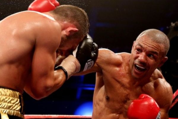 Μποξ: Θεαματικές νίκες για Bundu και Mitchell (videos)