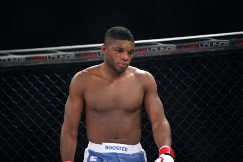 BAMMA 14: Νέο βίαιο νοκ άουτ για Daley (GIFs + video)