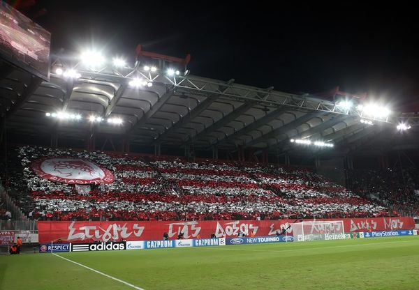 Ολυμπιακός: Λουκέτο… στην εξέδρα από UEFA