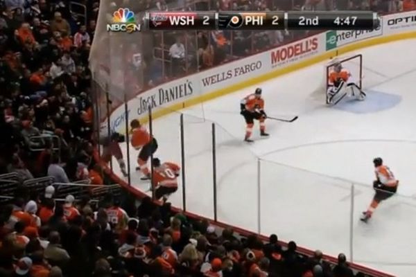 NHL: Παίκτες πλακώθηκαν στο Κάπιταλς – Φλάιερς (video)