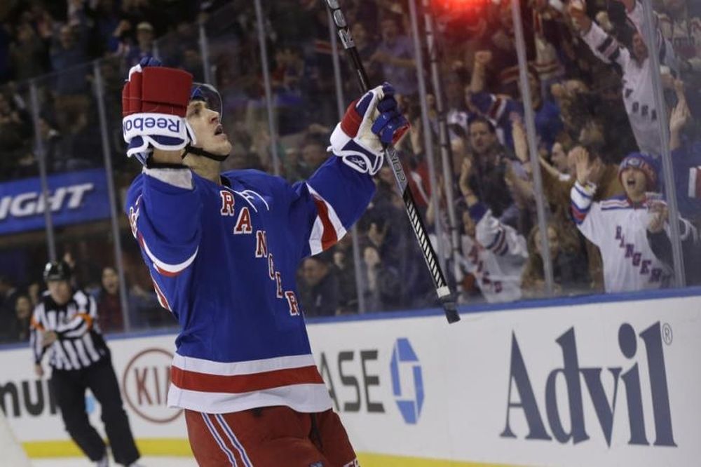 NHL: «Ανάσα» για Ρέιντζερς (videos)