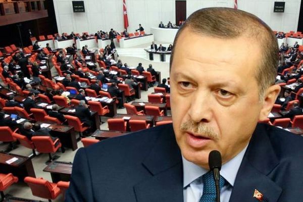 Πολιτικός σεισμός στην Τουρκία