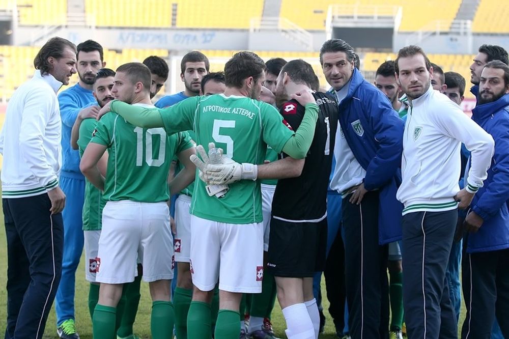 Διλμπέρης: «Να αφήσουν τον Δέλλα να δουλέψει»