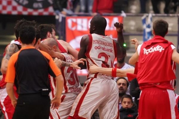 Γαλατάσαραϊ: Αγριεμένη στο Top 16 (videos+photos)