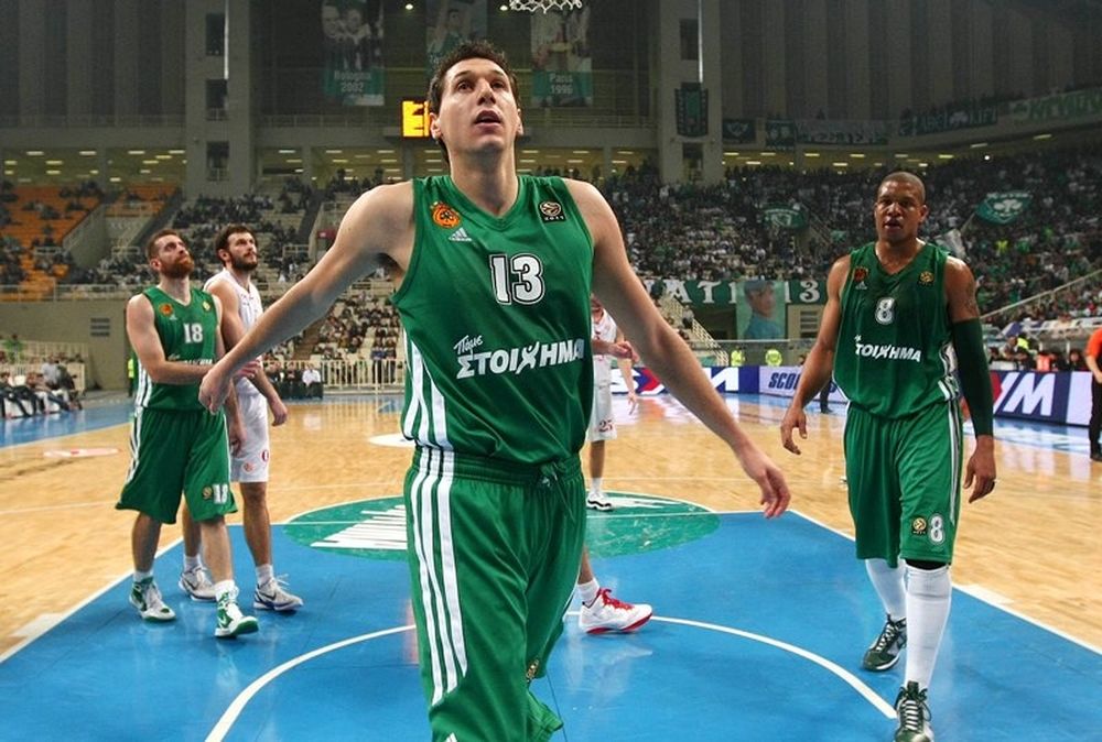 Παναθηναϊκός: Νικάει την Αρμάνι (photos+video)