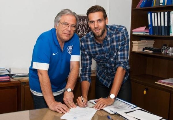 Απόλλων Σμ.: Με τους… νέους στο «Κλ. Βικελίδης»