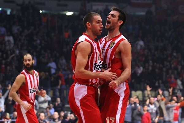 Onsports TV: Μπερδεύτηκε στο ζέσταμα ο Ολυμπιακός (video)
