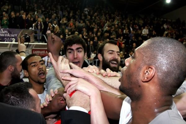 Τρίκαλα: Έδρα... ενέδρα! (photos)