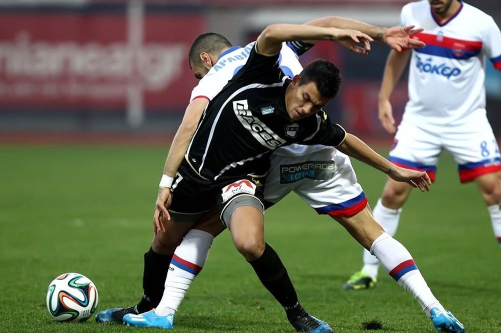 «Άσφαιρη» μοιρασιά στη Νέα Σμύνη (video+photos)